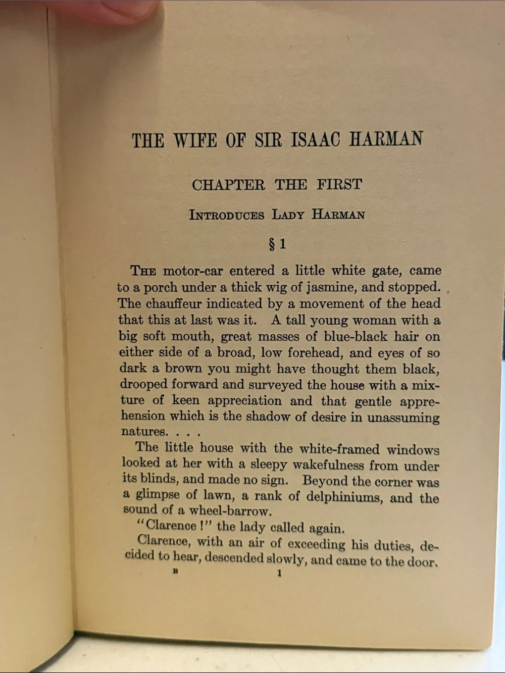 The 1916 Wife of Sir Isaac Harman by H. G. Wells Red Cloth Hardcover Gold Foil - Picture 10 of 10